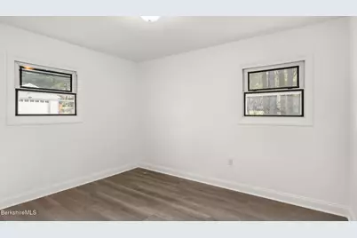 145 Jason St, Pittsfield, MA 01201 - Photo 19