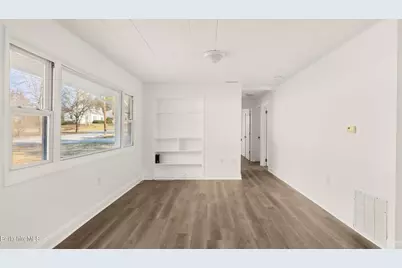 145 Jason St, Pittsfield, MA 01201 - Photo 5