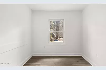 145 Jason St, Pittsfield, MA 01201 - Photo 17