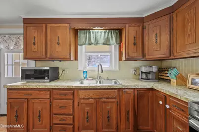 99 North Summer St, Adams, MA 01220 - Photo 7