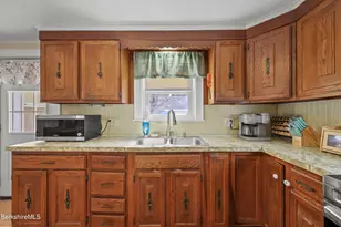 99 N Summer St, Adams, MA 01220 - Photo 7