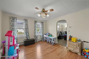 99 N Summer St, Adams, MA 01220 - Photo 13