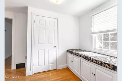 153 Sherwood Dr, Pittsfield, MA 01201 - Photo 29