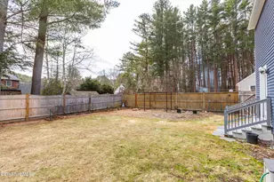 153 Sherwood Dr, Pittsfield, MA 01201 - Photo 11