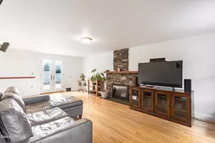 153 Sherwood Dr, Pittsfield, MA 01201 - Photo 21