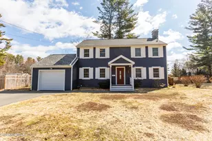 153 Sherwood Dr, Pittsfield, MA 01201 - Photo 5