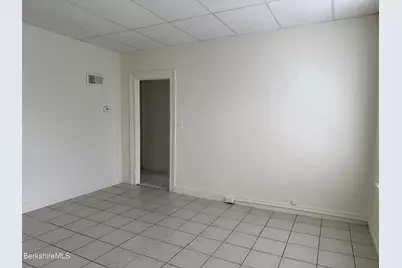 40 Reed St, Pittsfield, MA 01201 - Photo 25