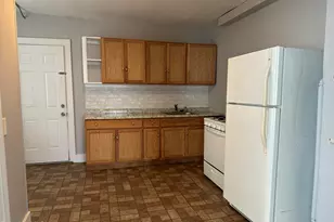 301-309 Fenn St, Pittsfield, MA 01201 - Photo 9