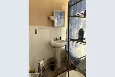 301-309 Fenn St, Pittsfield, MA 01201 - Photo 19
