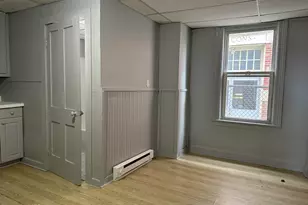 37 Melville St, Pittsfield, MA 01201 - Photo 7