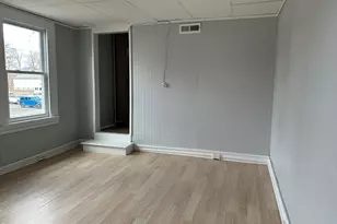 37 Melville St, Pittsfield, MA 01201 - Photo 13