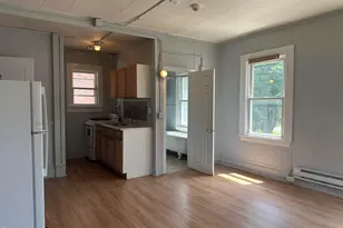 37 Melville St, Pittsfield, MA 01201 - Photo 27