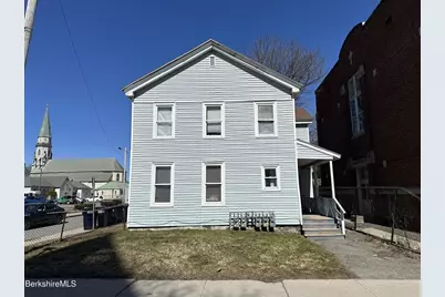 37 Melville St, Pittsfield, MA 01201 - Photo 3