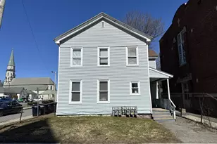 37 Melville St, Pittsfield, MA 01201 - Photo 3