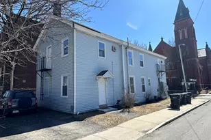 37 Melville St, Pittsfield, MA 01201 - Photo 5