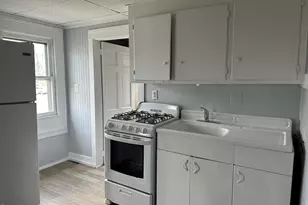 37 Melville St, Pittsfield, MA 01201 - Photo 21