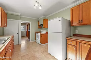 138 Richview Ave, North Adams, MA 01247 - Photo 17