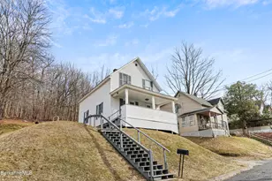 138 Richview Ave, North Adams, MA 01247 - Photo 3