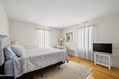 360 Housatonic St, Lenox, MA 01240 - Photo 33