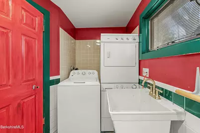 143 Bridge St, Great Barrington, MA 01230 - Photo 27