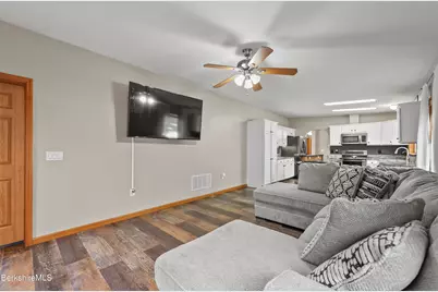 21 Kreutzer Rd, Peru, MA 01235 - Photo 21