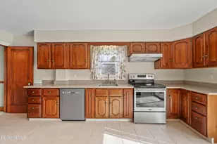 12 Sherrill Ave, Pittsfield, MA 01201 - Photo 7