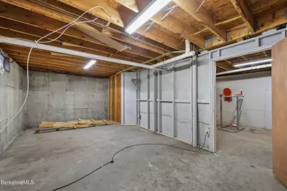 43 Bergblume Cir, Stamford, VT 05352 - Photo 35