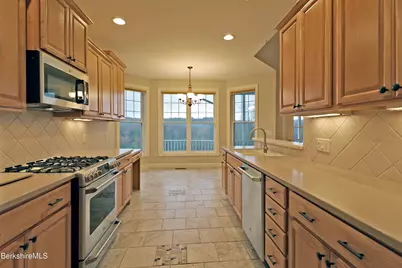 33 Alpine Trail, Pittsfield, MA 01201 - Photo 17