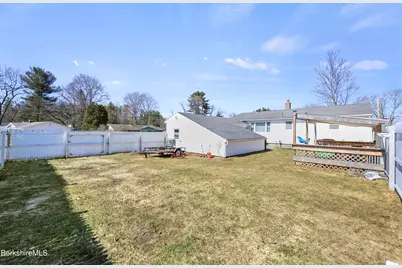 8 Alba Ave, Pittsfield, MA 01201 - Photo 35