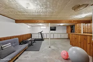 8 Alba Ave, Pittsfield, MA 01201 - Photo 31