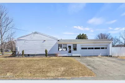 8 Alba Ave, Pittsfield, MA 01201 - Photo 3