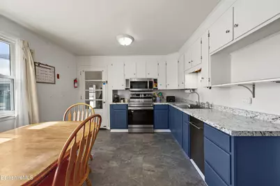 8 Alba Ave, Pittsfield, MA 01201 - Photo 9