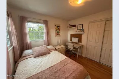 38 Rockland Dr, Pittsfield, MA 01201 - Photo 19