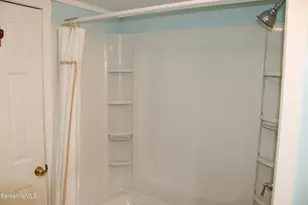 26 Lakewood Cir, Pittsfield, MA 01201 - Photo 21