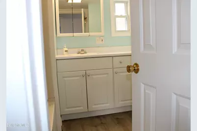 26 Lakewood Cir, Pittsfield, MA 01201 - Photo 19