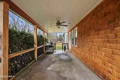 53 Meadowview Dr, Pittsfield, MA 01201 - Photo 47