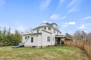 53 Meadowview Dr, Pittsfield, MA 01201 - Photo 49