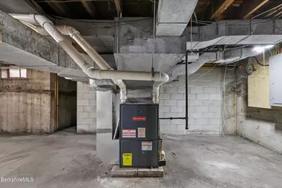 53 Meadowview Dr, Pittsfield, MA 01201 - Photo 45