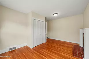 53 Meadowview Dr, Pittsfield, MA 01201 - Photo 33