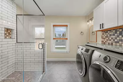 53 Meadowview Dr, Pittsfield, MA 01201 - Photo 41