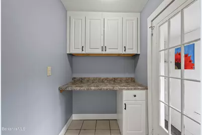 53 Meadowview Dr, Pittsfield, MA 01201 - Photo 19