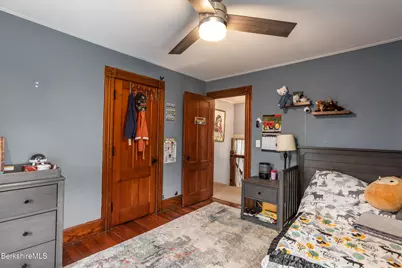 40 Frederick St, North Adams, MA 01247 - Photo 21