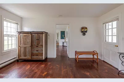 107 S Main St, Sheffield, MA 01257 - Photo 9