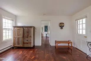107 S Main St, Sheffield, MA 01257 - Photo 9