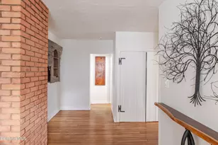 107 S Main St, Sheffield, MA 01257 - Photo 9