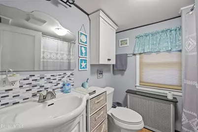 319 North St, Dalton, MA 01226 - Photo 27