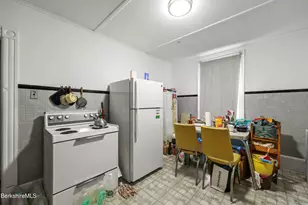 474 Tyler St, Pittsfield, MA 01201 - Photo 21