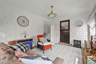 53 Newell St, Pittsfield, MA 01201 - Photo 5