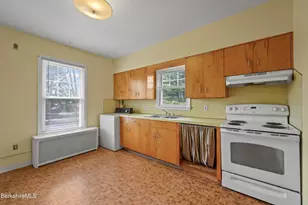 53 Newell St, Pittsfield, MA 01201 - Photo 35