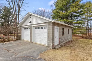 53 Newell St, Pittsfield, MA 01201 - Photo 49